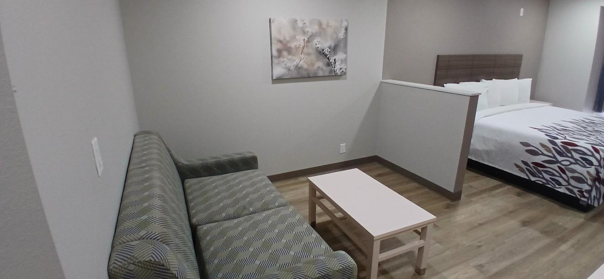 Red Roof Inn & Suites Euless - Dfw Airport Southwest מראה חיצוני תמונה