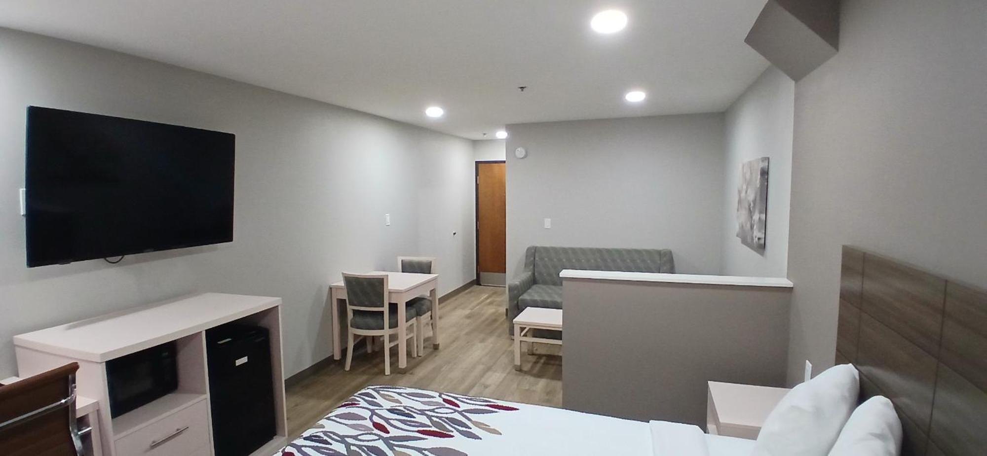 Red Roof Inn & Suites Euless - Dfw Airport Southwest מראה חיצוני תמונה