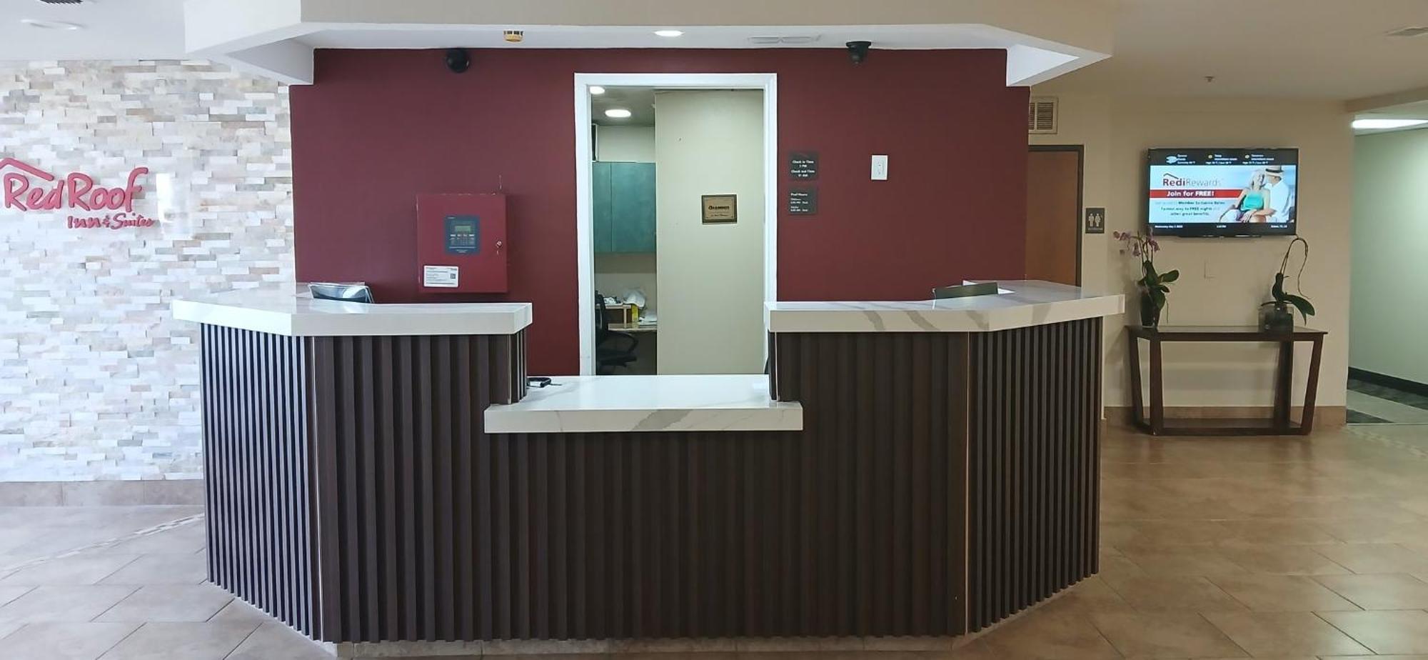 Red Roof Inn & Suites Euless - Dfw Airport Southwest מראה חיצוני תמונה